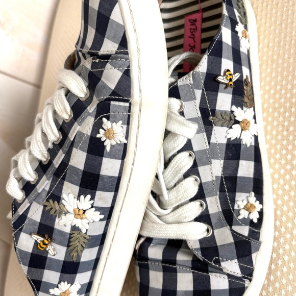 Betsey Johnson Edna Slip On Sneakers - Picture 2 of 7